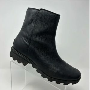 Sorel Phoenix Waterproof Black Leather Zip Ankle Boots Size 10.5